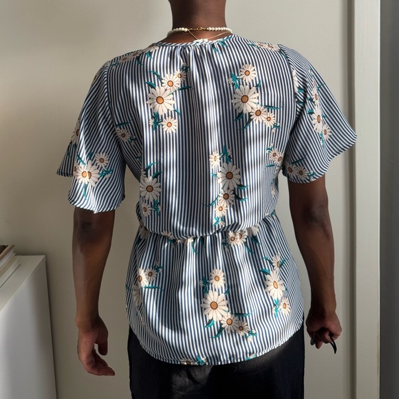 Nordstrom Sienna Sky Blue Floral Striped Wrap Top - Picture 3 of 7